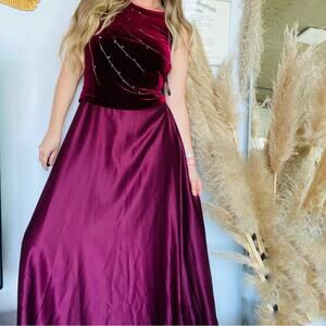 VINTAGE ARIANNA Maroon Burgundy Velvet Sequin Silky Maxi Dress Gown 8 80s 90s